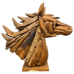 Scultura di testa di cavallo in teak