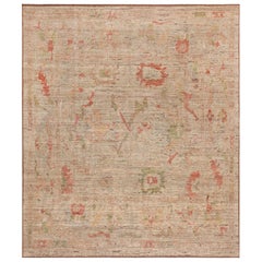 Nazmiyal Collection Modern Turkish-style Oushak Rug. 8 ft 7 in x 9 ft 9 in