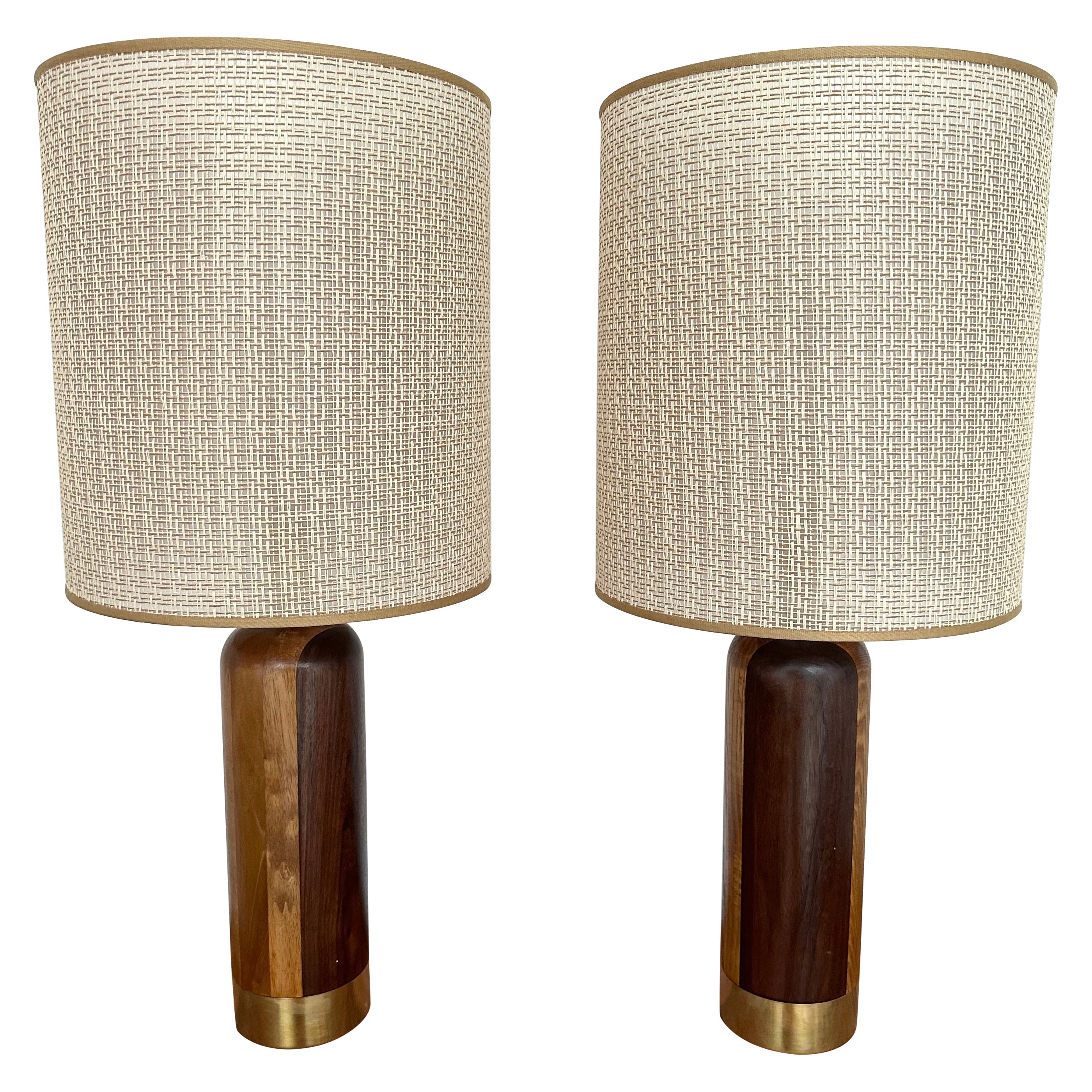 Contemporary Pair of Wood and Brass Lamps, Italy For Sale