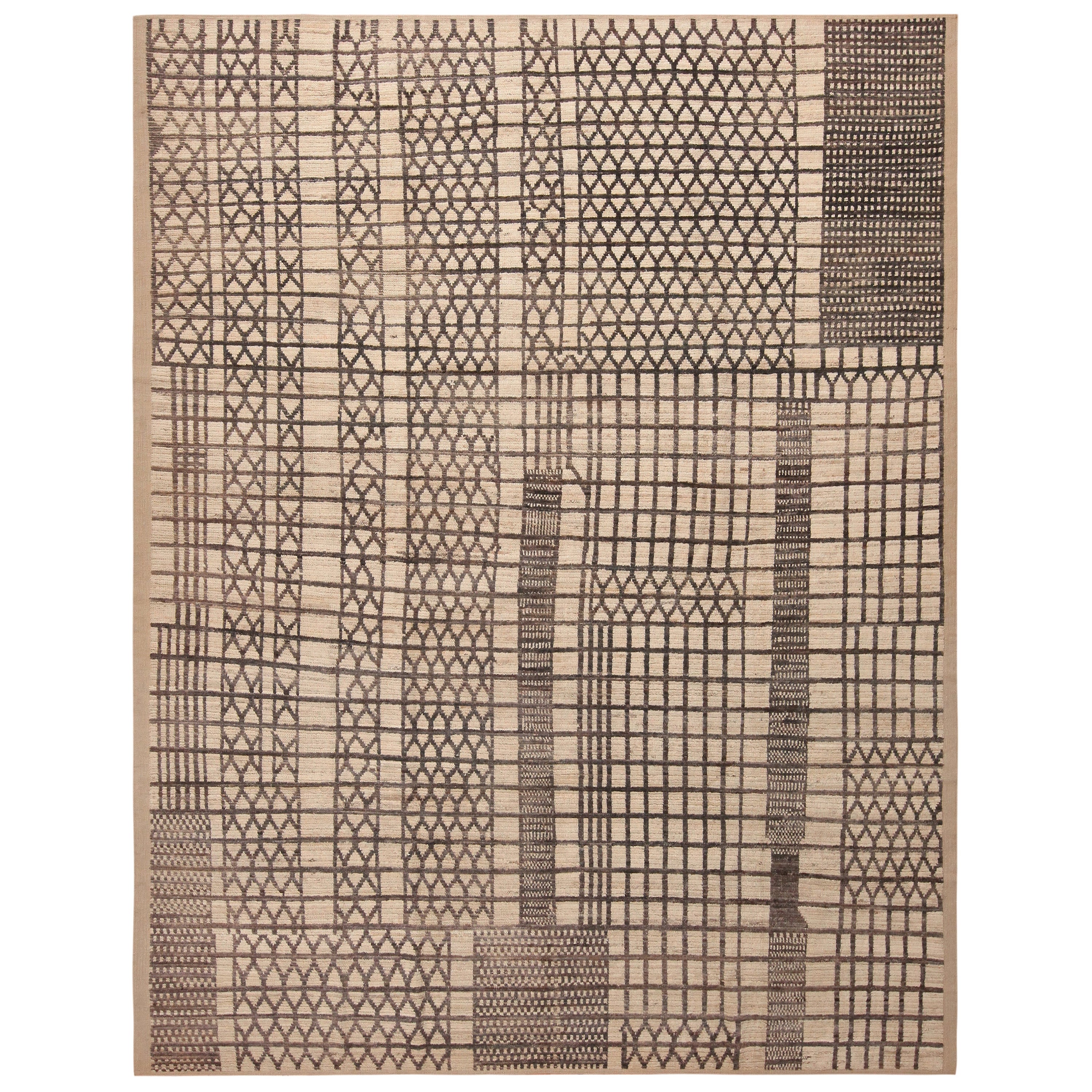 Tapis géométrique moderne de la collection Nazmiyal. 9 pieds 5 po. x 11 pieds 10 po. en vente