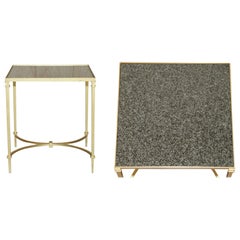 ELEGANT ViNTAGE BRASS AND ITALIAN MARBLE SIDE TABLE WITH ORNATELY CASTS BASE