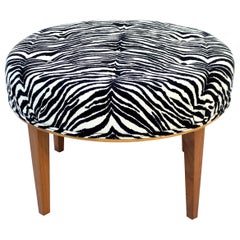 Josef frank, tabouret modèle 647 pour Svenskt Tenn, fin des années 1970