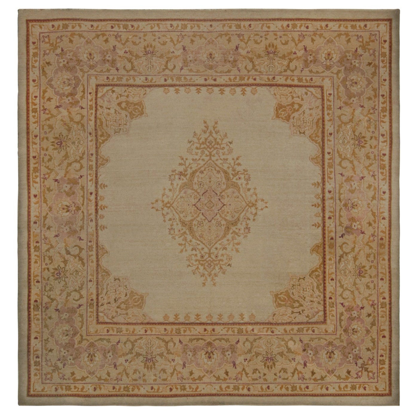 Antiker quadratischer Amritsar Teppich mit Medaillon und floralen Mustern von Rug & Kilim  im Angebot