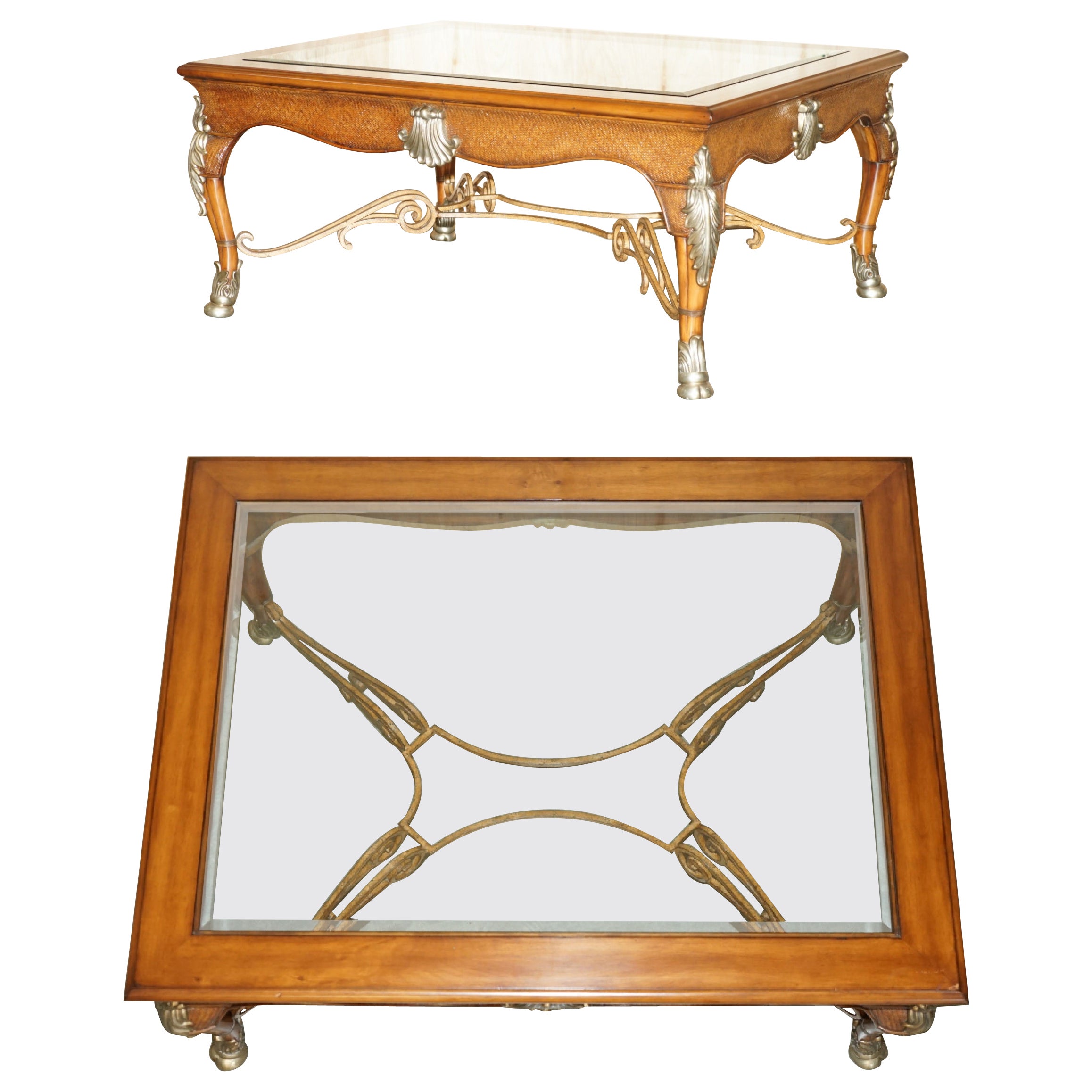 EXQUISITE EXTRA LARGE THOMASVILLE SAFARI COLLECTION OCCASIONAL COFFEE TABLe For Sale