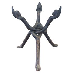 Antique African Wooden Decor Stand With Three Carved Spearpoint Heads.