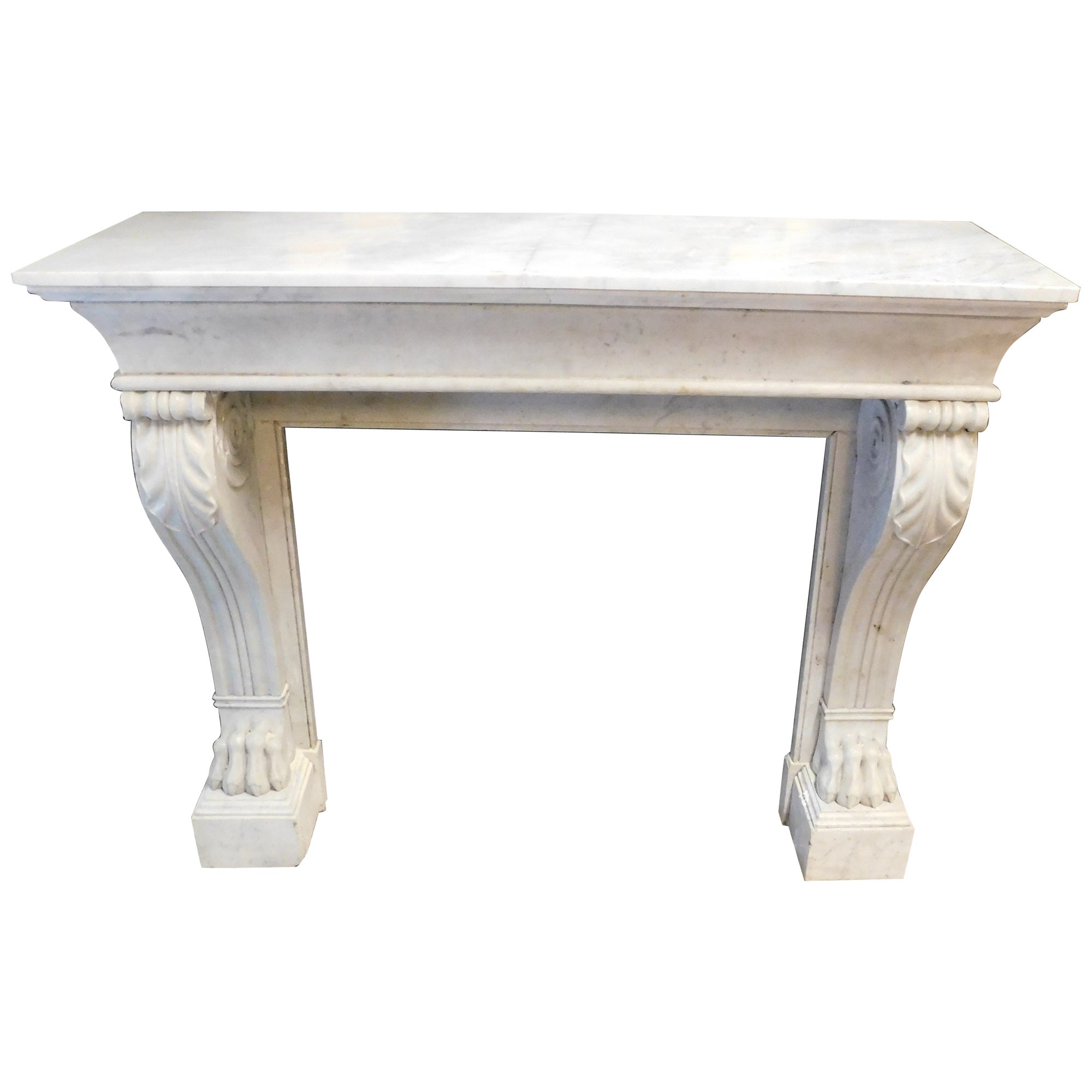 Fireplace mantel in white Carrara marble with lion's paws, Italy For Sale