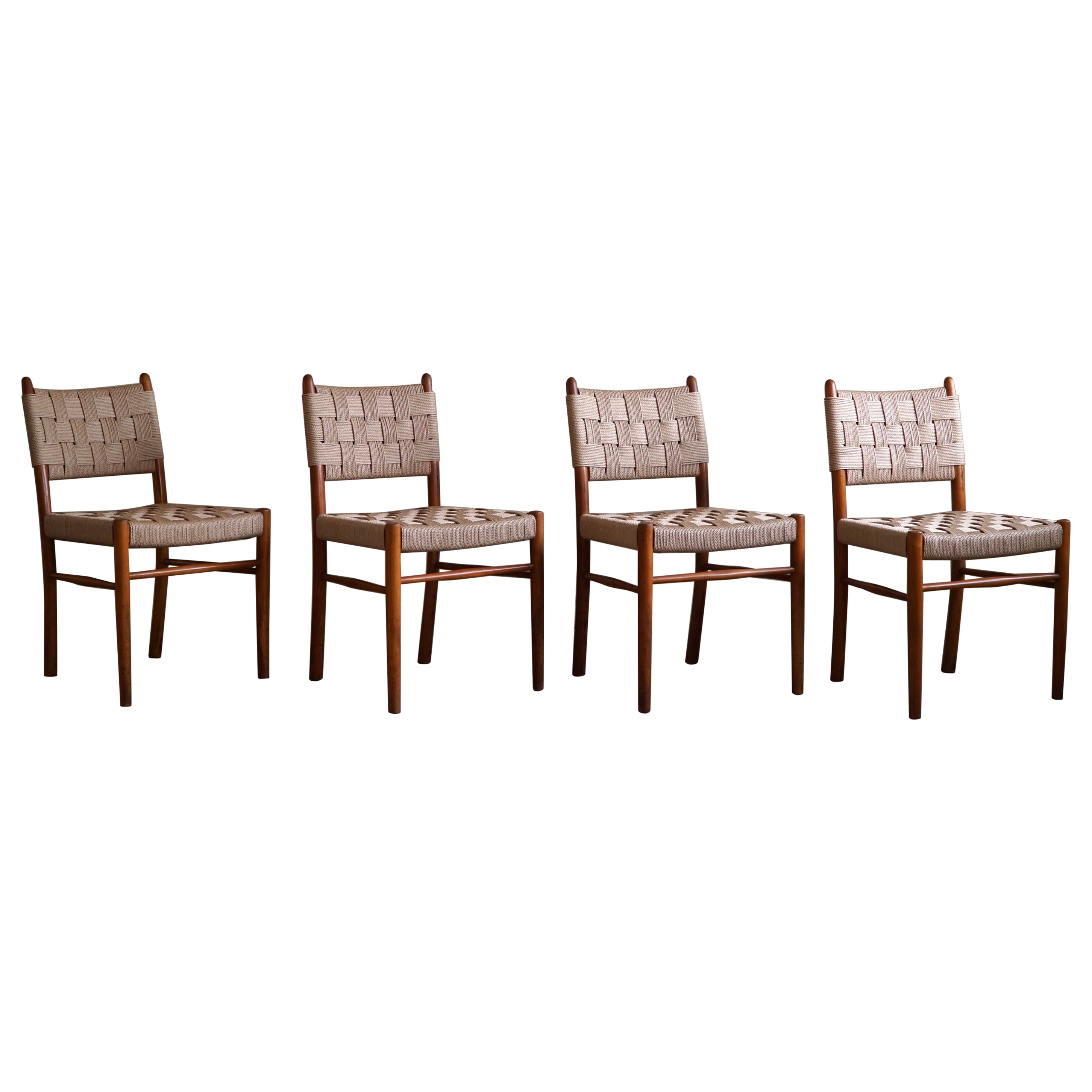 A Set of 4 Dining Chairs By Karl Schrøder for Fritz Hansen, "Model 1572", 1930s For Sale