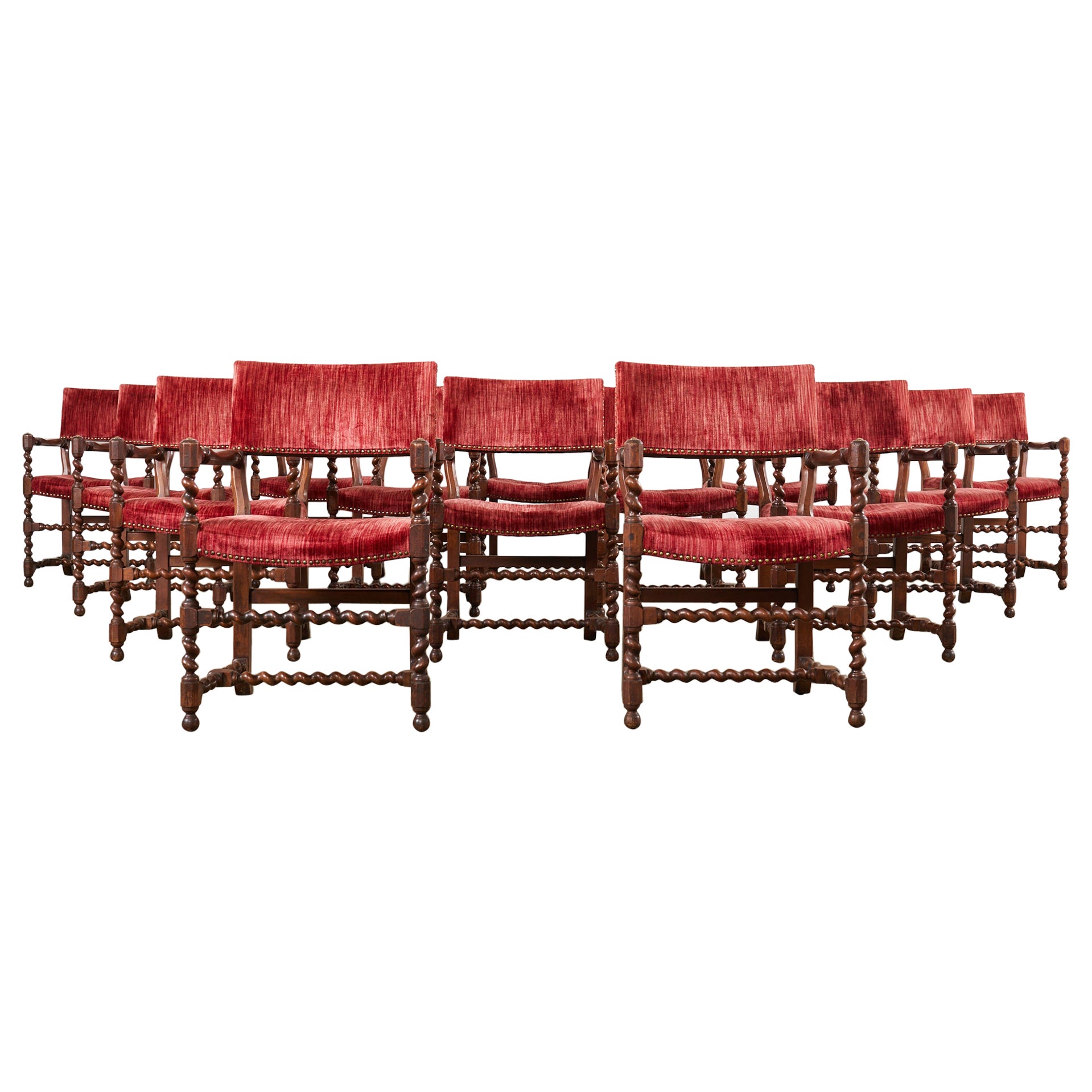 Ensemble de quatorze chaises de salle à manger de style baroque anglais en noyer Barley Twist 