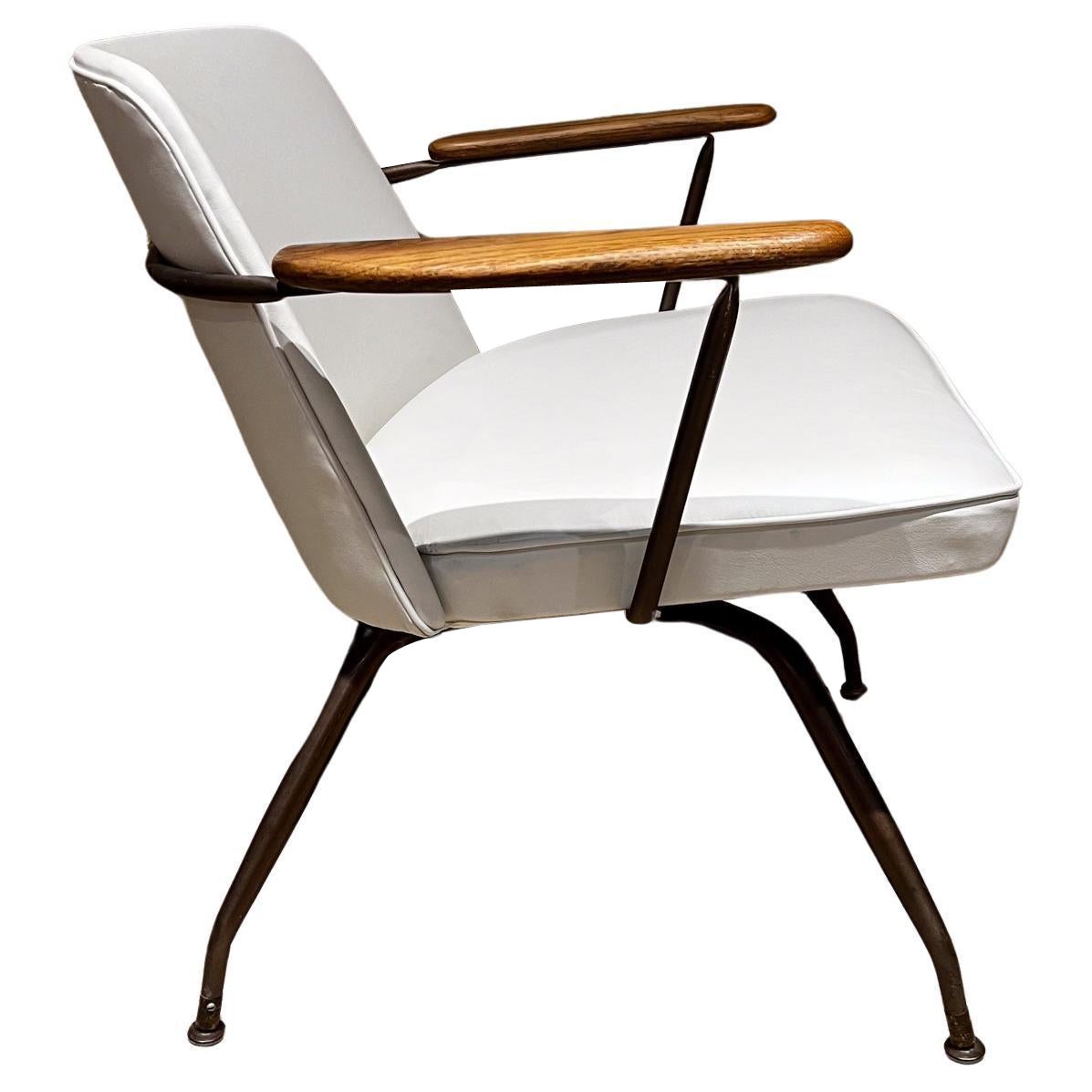 1959 Style Viko Baumritter Atomic Ranch White Swivel Armchair  For Sale