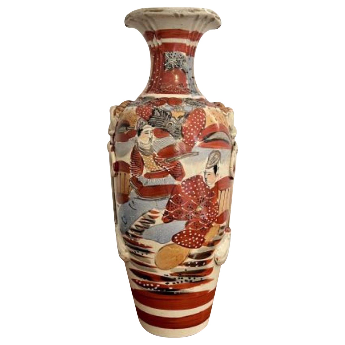 Fantastic quality large antique Satsuma vase  For Sale