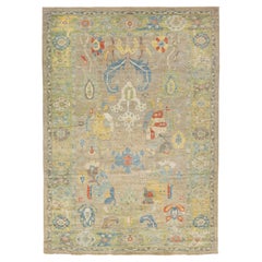  Mahal  Room Size Wool Rug with Contemporary Floral Design