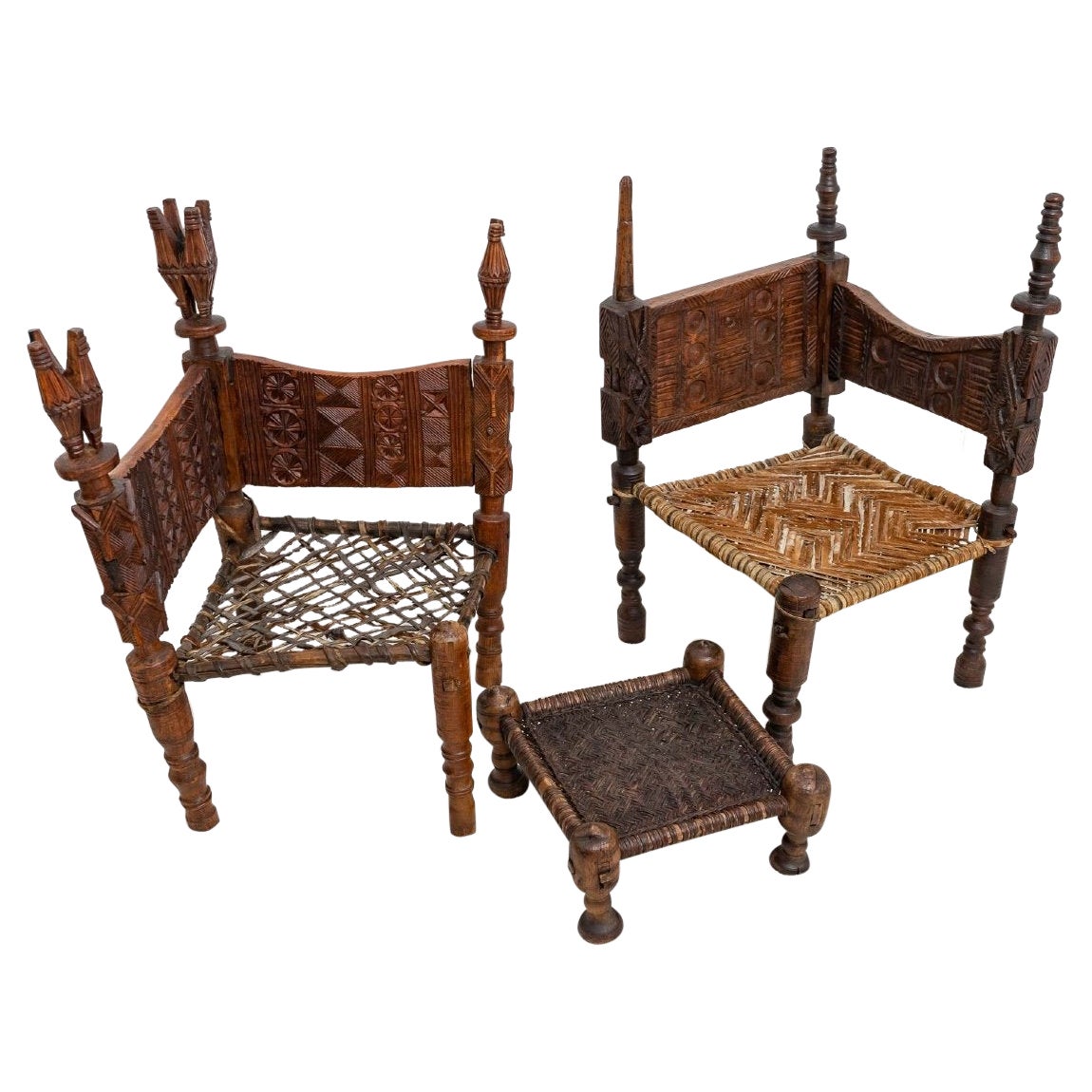 Corner Or Corner Chairs And Footrest From Nuristan Afghanistan/pakistan - XIXth For Sale