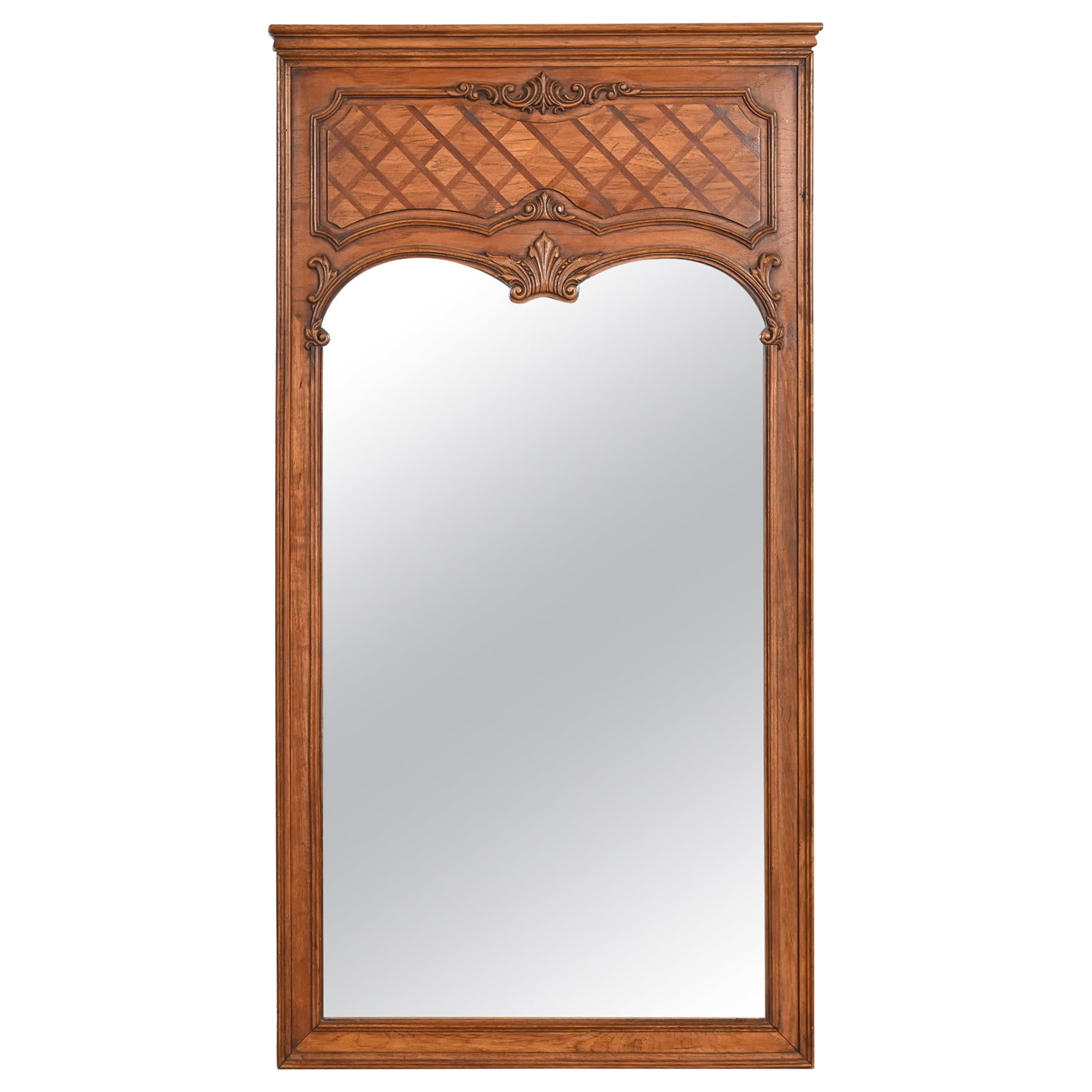 Thomasville French Provincial Louis XV Carved Walnut Wall Mirror, 1970s For Sale