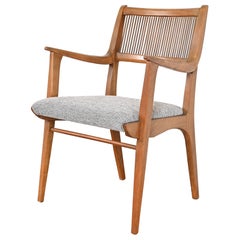 John Van Koert Moderner Sessel aus Nussbaumholz aus der Mitte des Jahrhunderts, neu gepolstert
