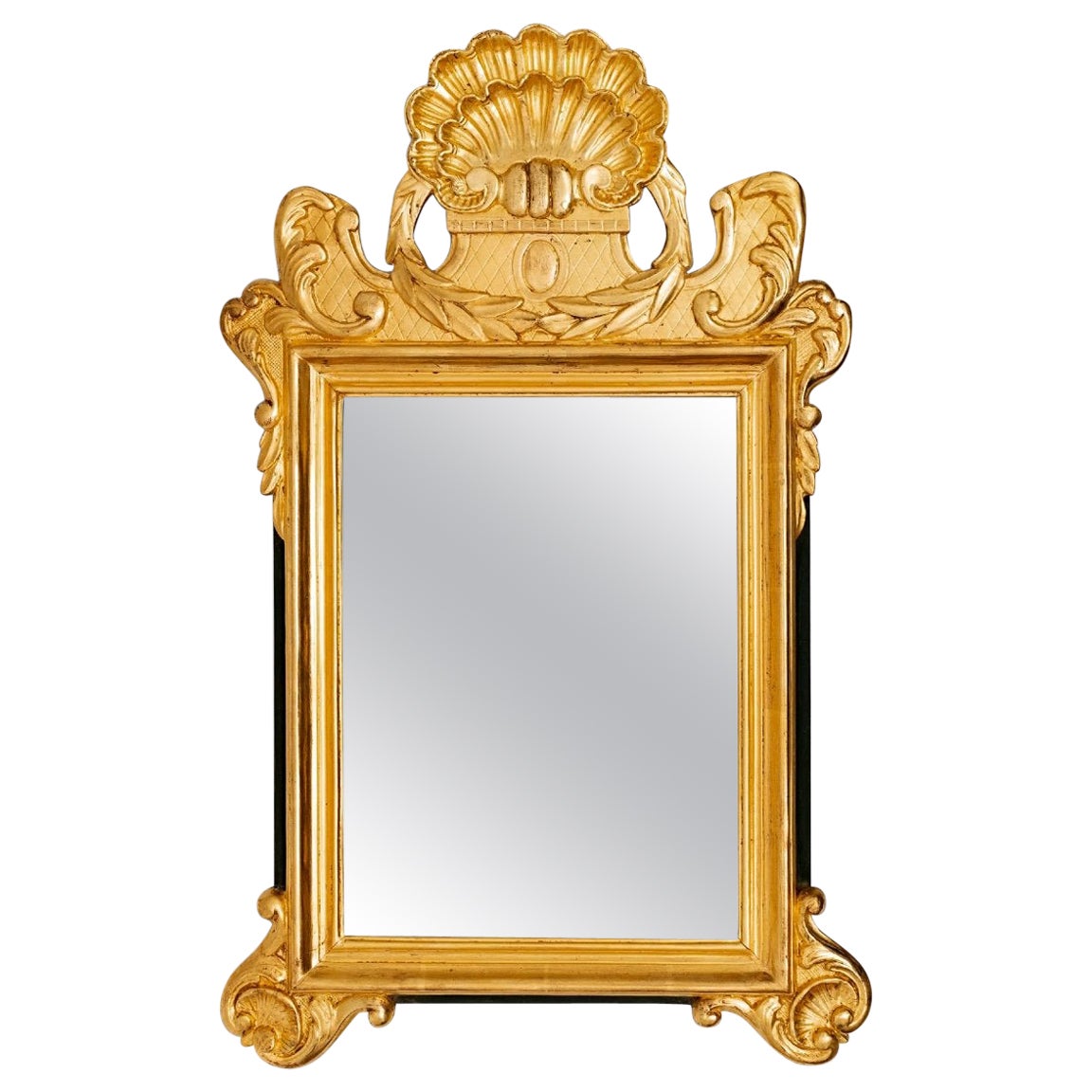 Miroir coquillage - Bois doré - Glace mercurée - Période : XVIIIe siècle