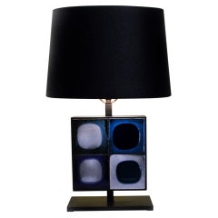 Lampe de table Gueridon avec rares carreaux bleus « Planetete » de Roger Capron