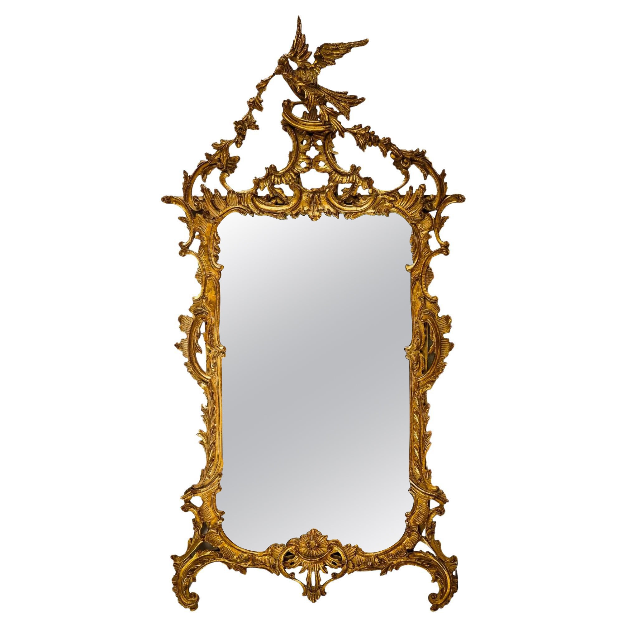 Miroir italien en bois doré sculpté de style Chippendale par Carver's Gild