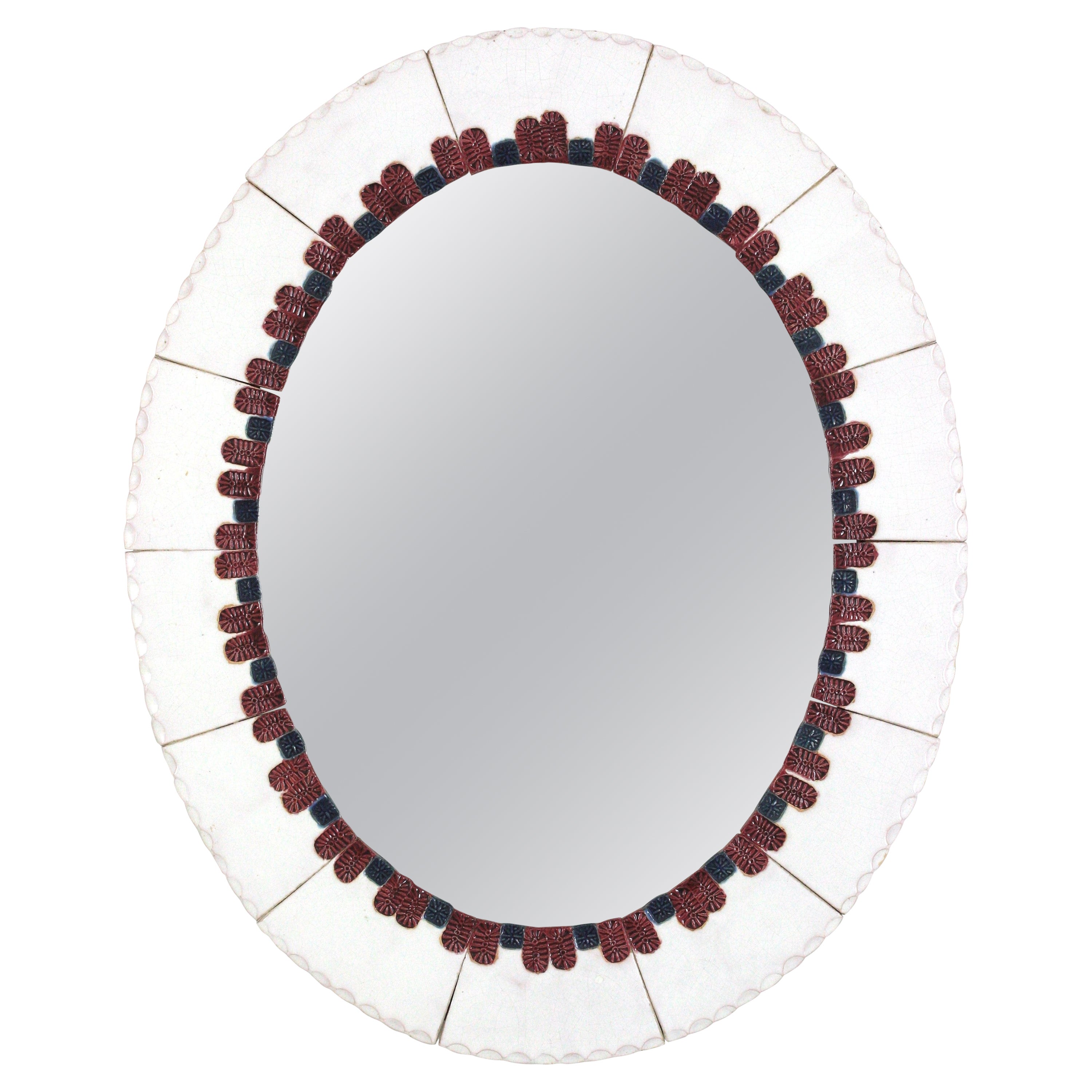 Miroir ovale en céramique blanche, Espagne, années 1960 en vente