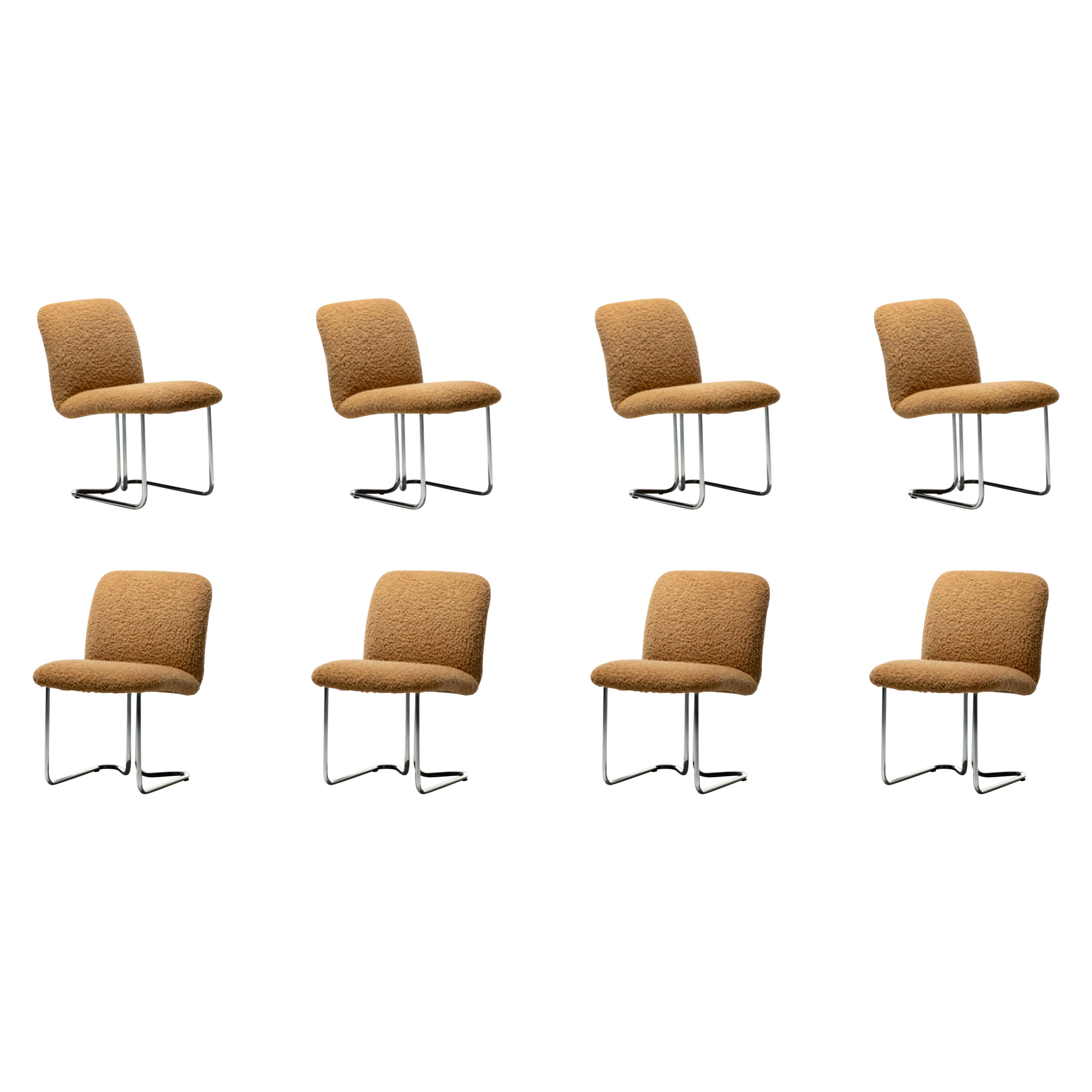 Set aus 8 verchromten Esszimmerstühlen des Design Institute of America in Camel Bouclé im Angebot