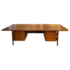 Danish Modern 'Model 207' Executive Arne Vodder Teak Desk for Sibast