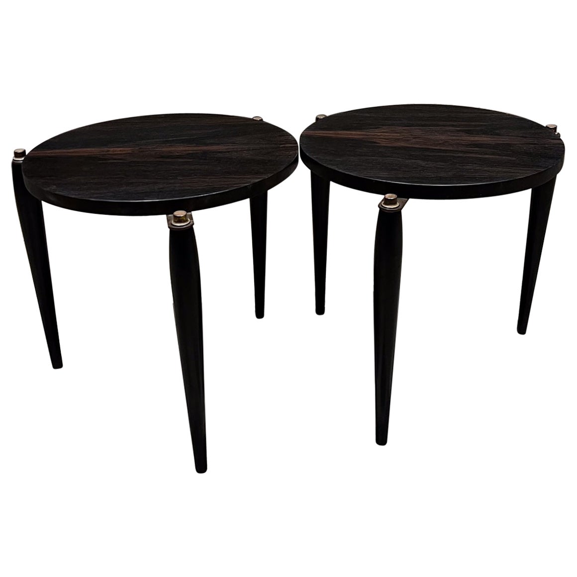 1960s Elegant Mid Century Modern Side-Nesting Rosewood Tables For Sale