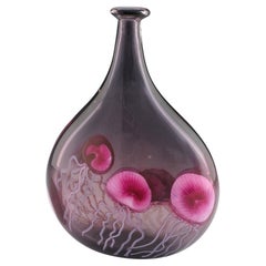 Ovale Amethyst-Quallenfisch-Flaschenvase von Siddy Langley 2023