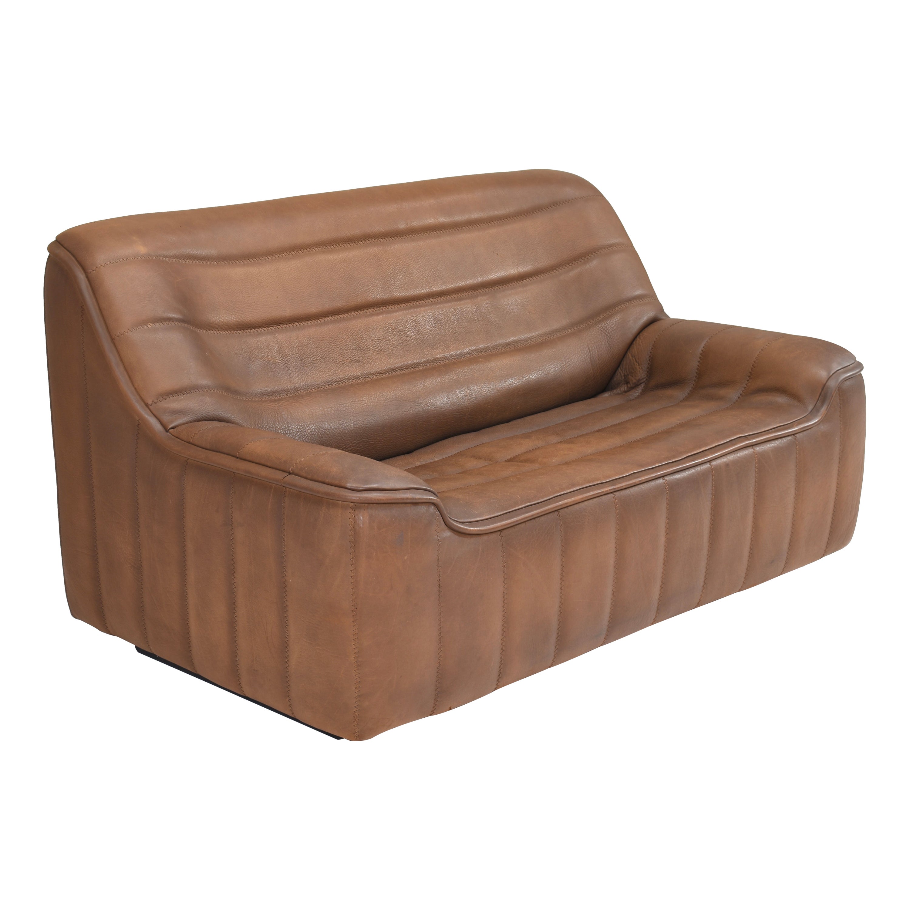 De Sede DS-84 two seat sofa in Tan Buffalo leather – Switzerland, circa 1970