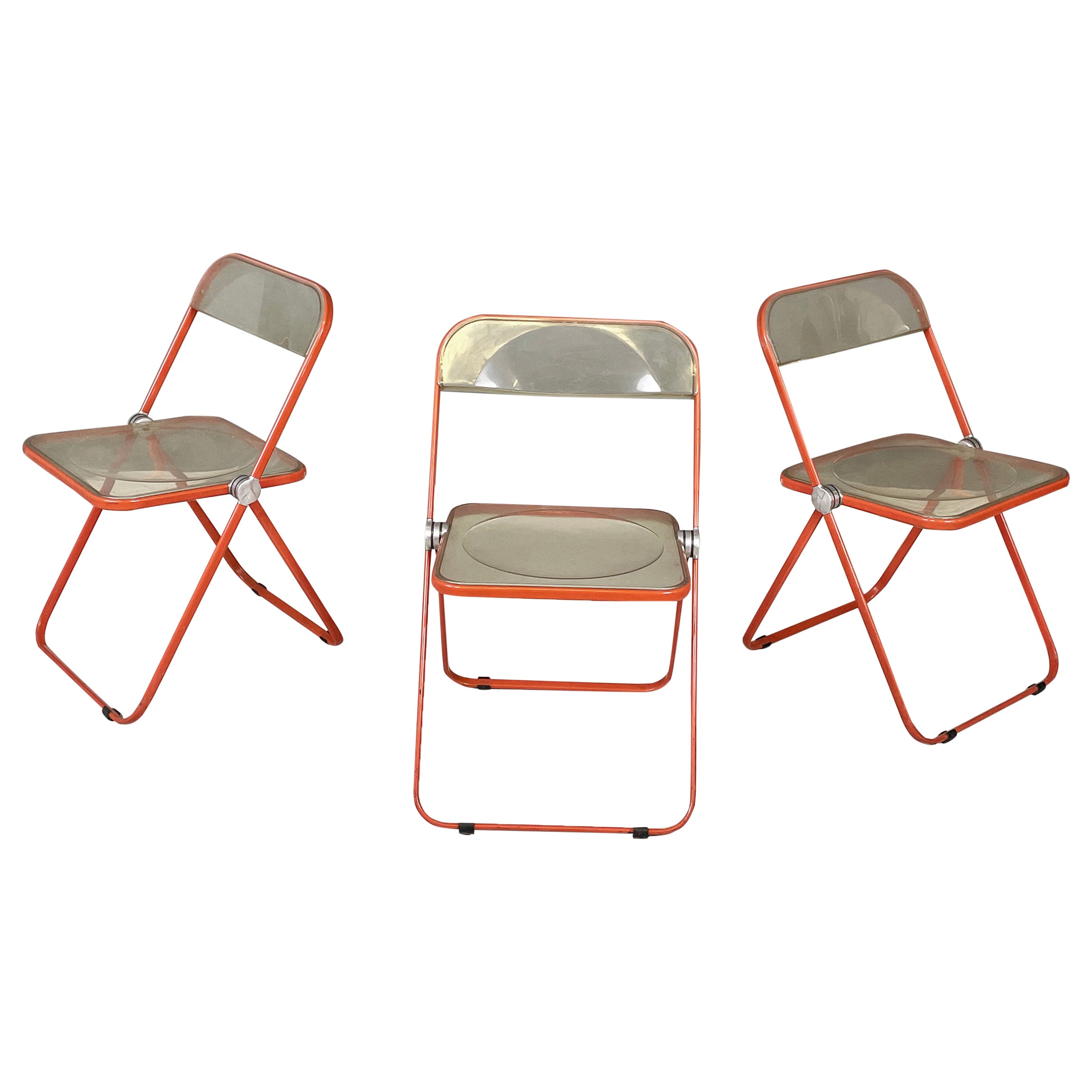 Italian Modern red metal ABS Folding Chairs Plia Piretti Anonima Castelli, 1970s For Sale