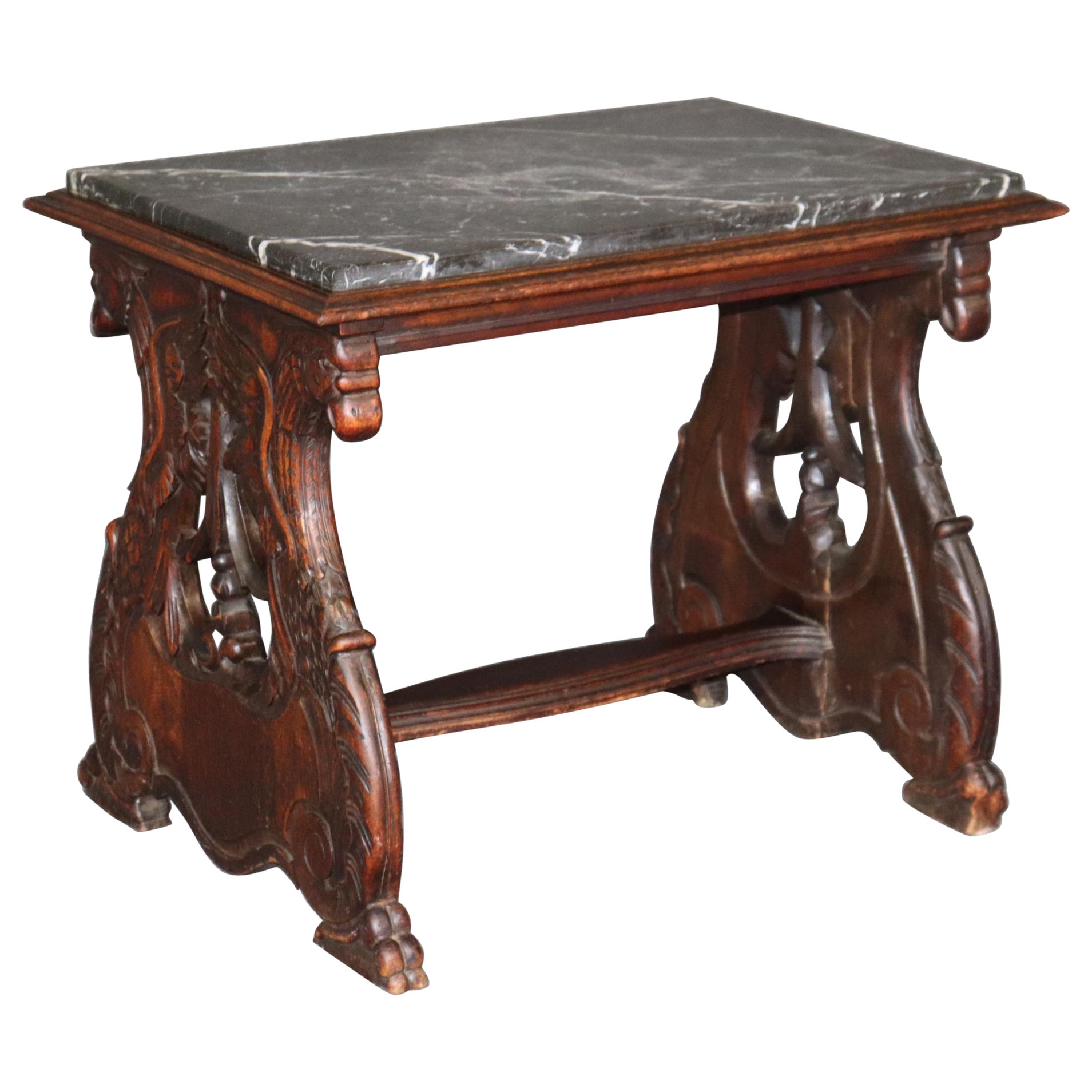 Table d'appoint, table basse, ancienne table à plateau de marbre sculptée belge du 19e siècle