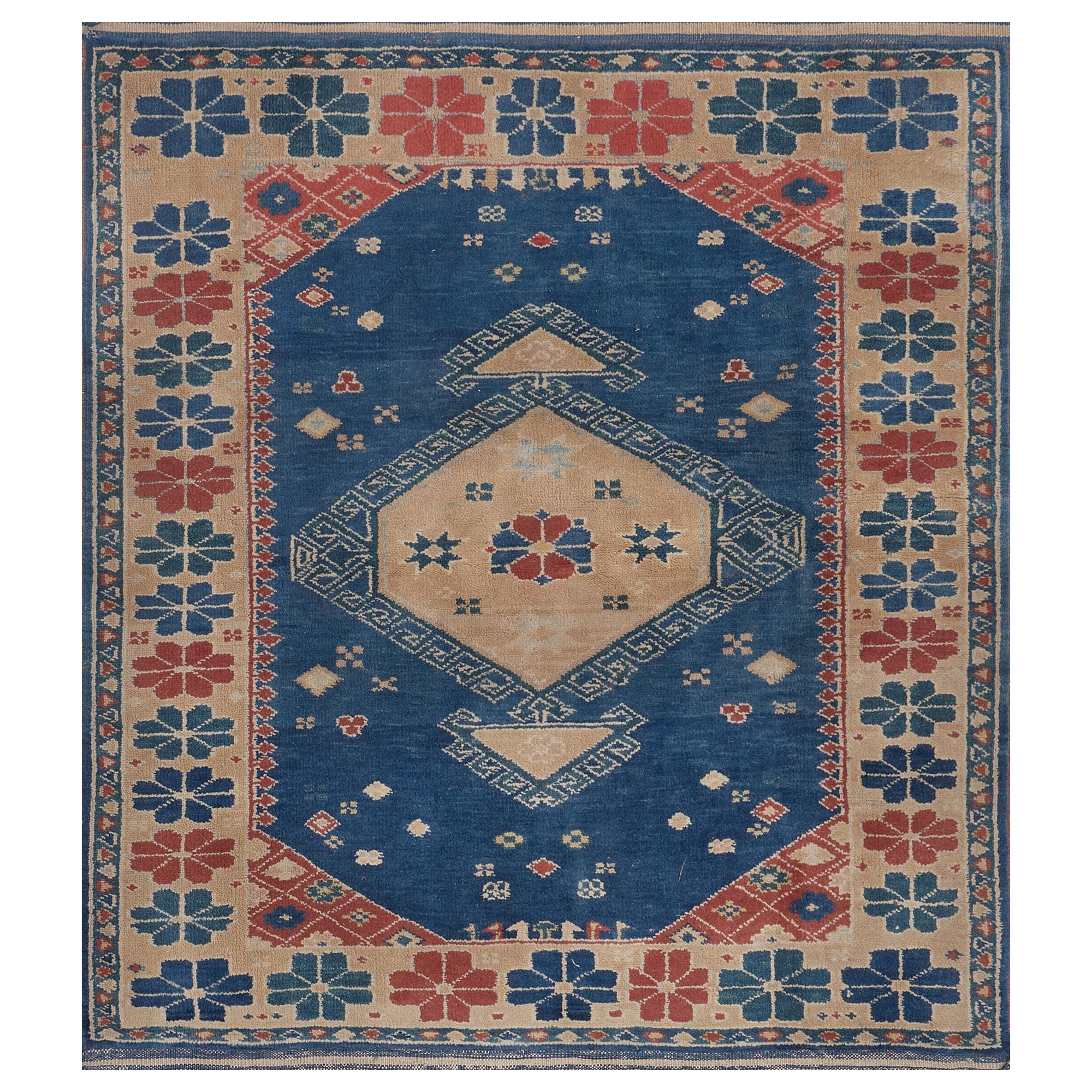 Wool Hand-Woven Floral Turkish Rug For Sale