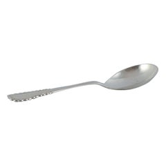 Georg Jensen, Vikingo, cuchara para servir de plata 830.