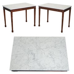 PAiRO DI TAVOLI A CONSOLE IN STILE CHIPPENDALE CON NUOVI TOP IN MARMO CARRARA BIANCHI