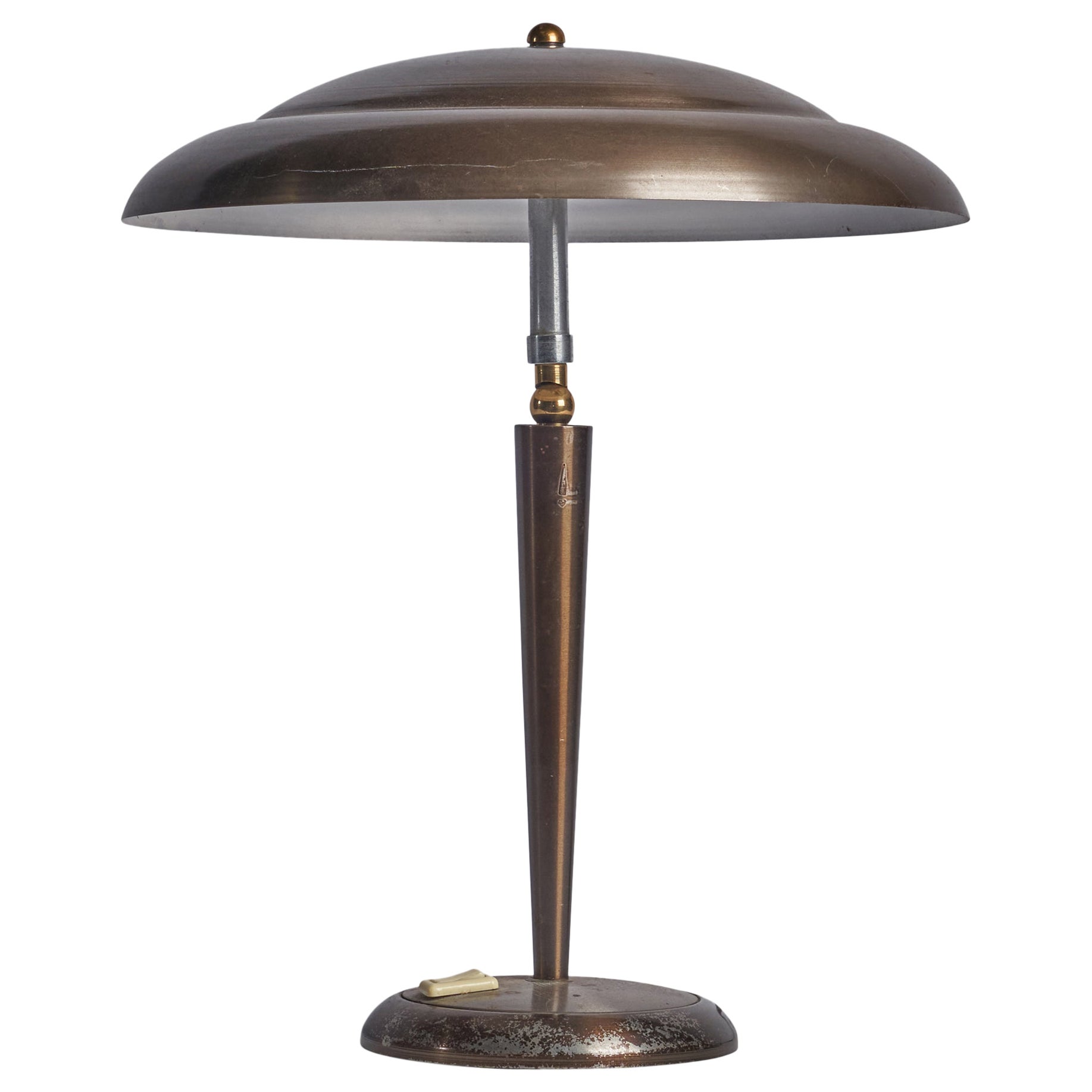 Italian Designer, Adjustable Table Lamp, Brass, Metal, Italy, 1950s For Sale