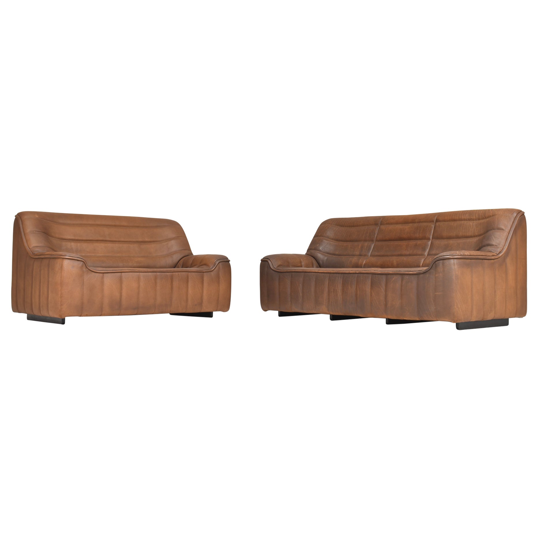 De Sede DS-84 3 and 2 seat sofa in Tan Buffalo leather – Switzerland, circa 1970