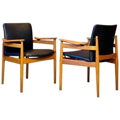 Pair of 1960s Danish Teak and Leather Chairs by Finn Juhl for France & Son