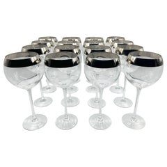 Dorothy Thorpe Platinum Rimmed Wine Glasses set of 16
