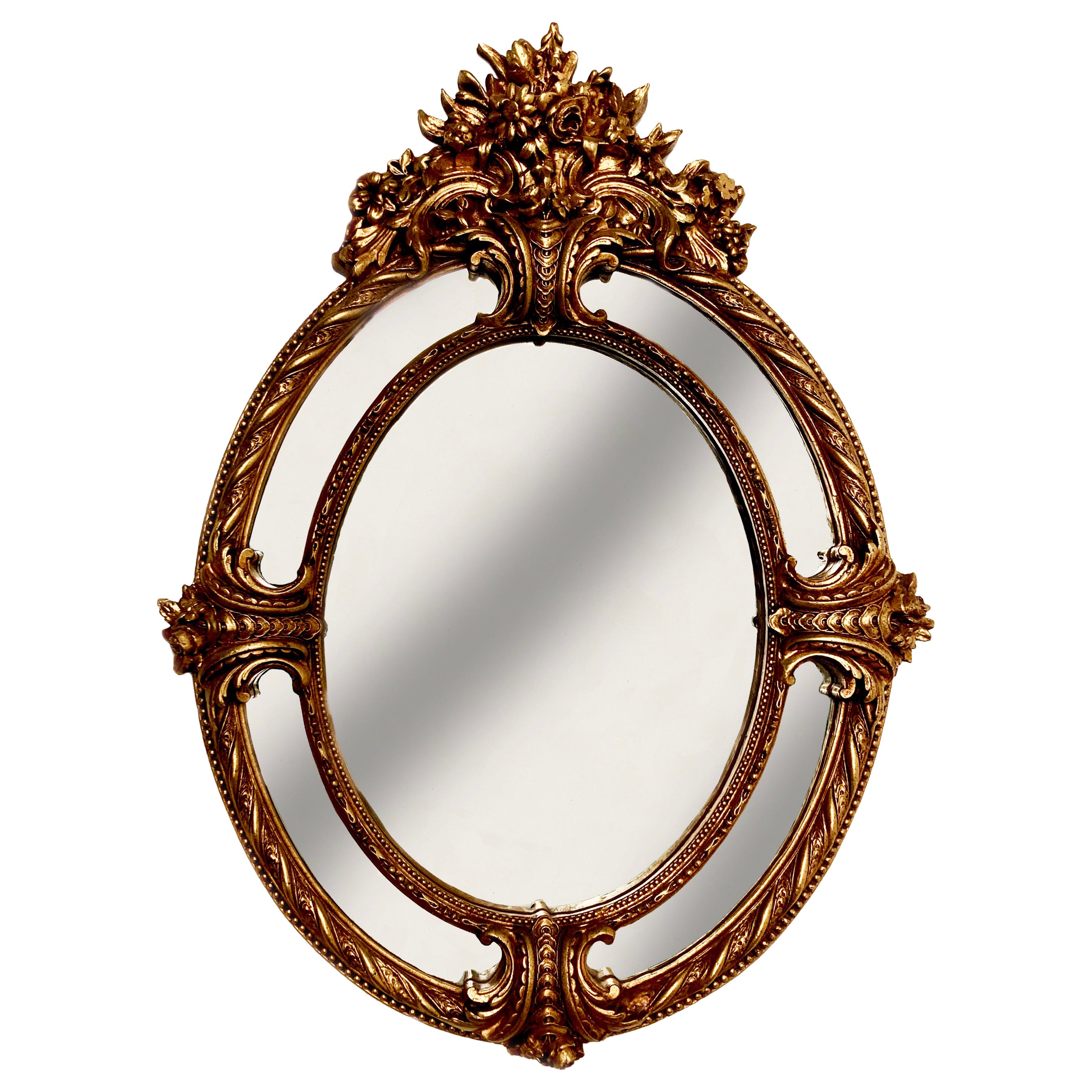 Grand miroir ovale de style Louis XV français du 19ème siècle, sculpté et doré en vente