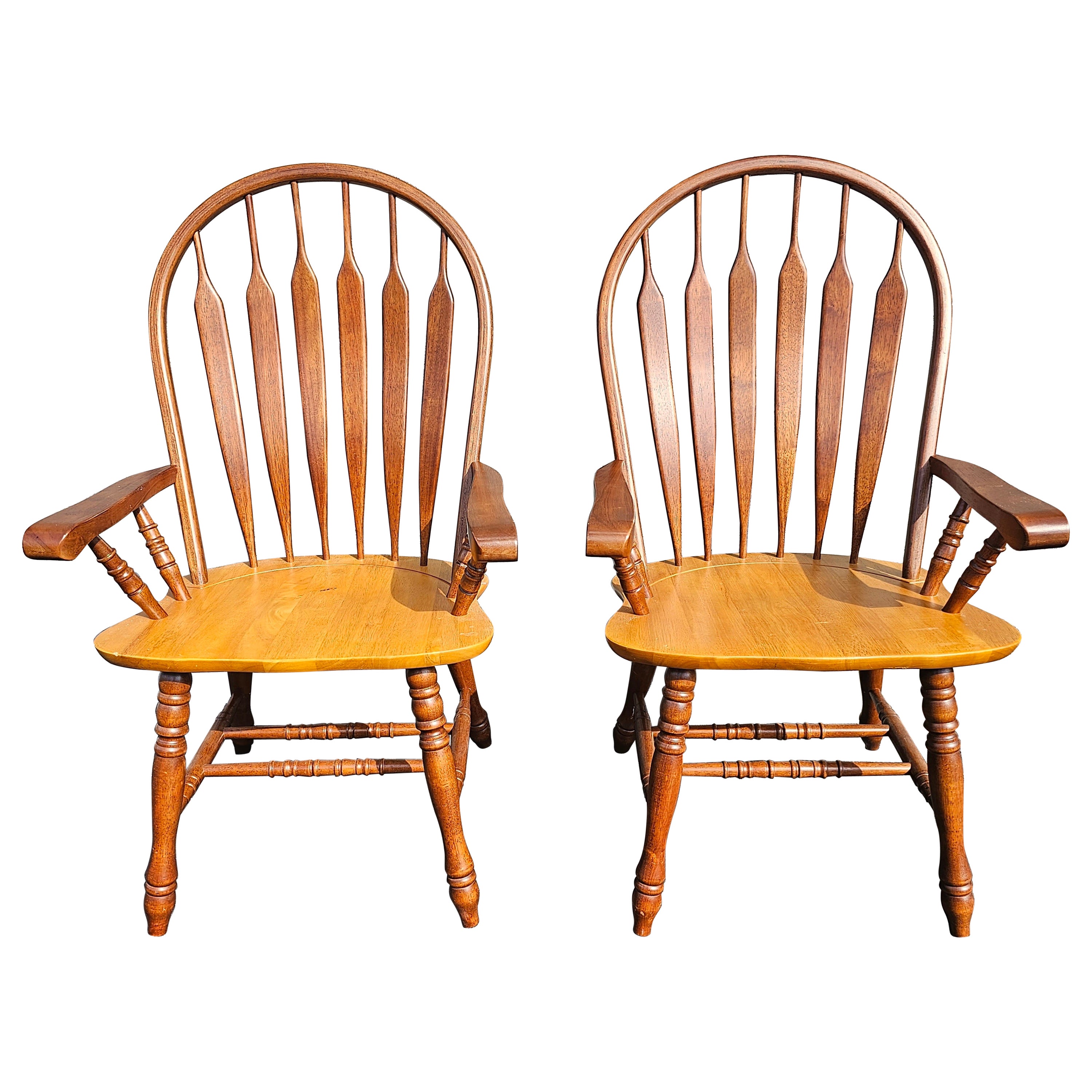 Poltrone Windsor Amish in olmo e beeche del XX secolo, coppie in vendita