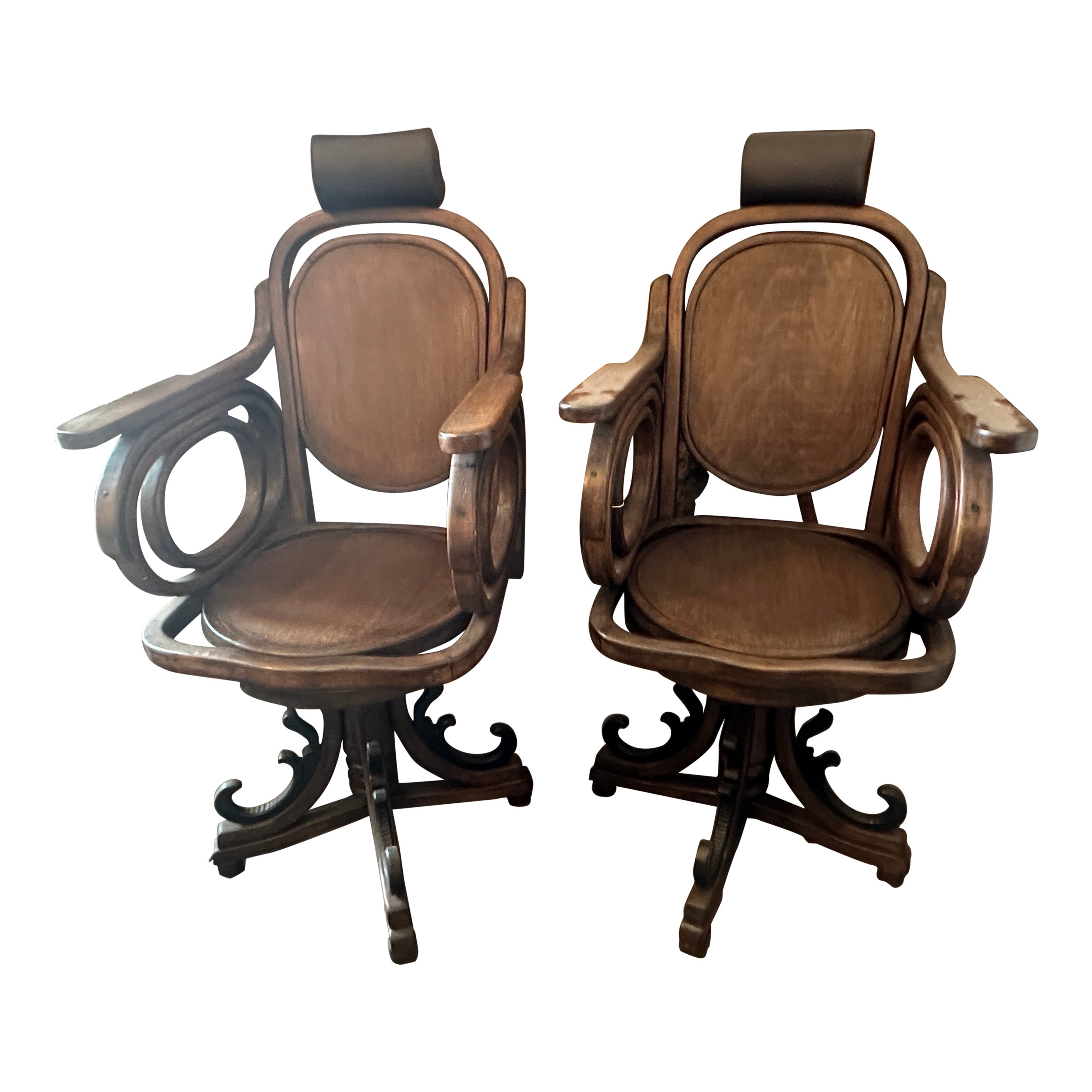 1900s Set of two Art Nouveau Italian Thonet Barber Swivel Chairs For Sale