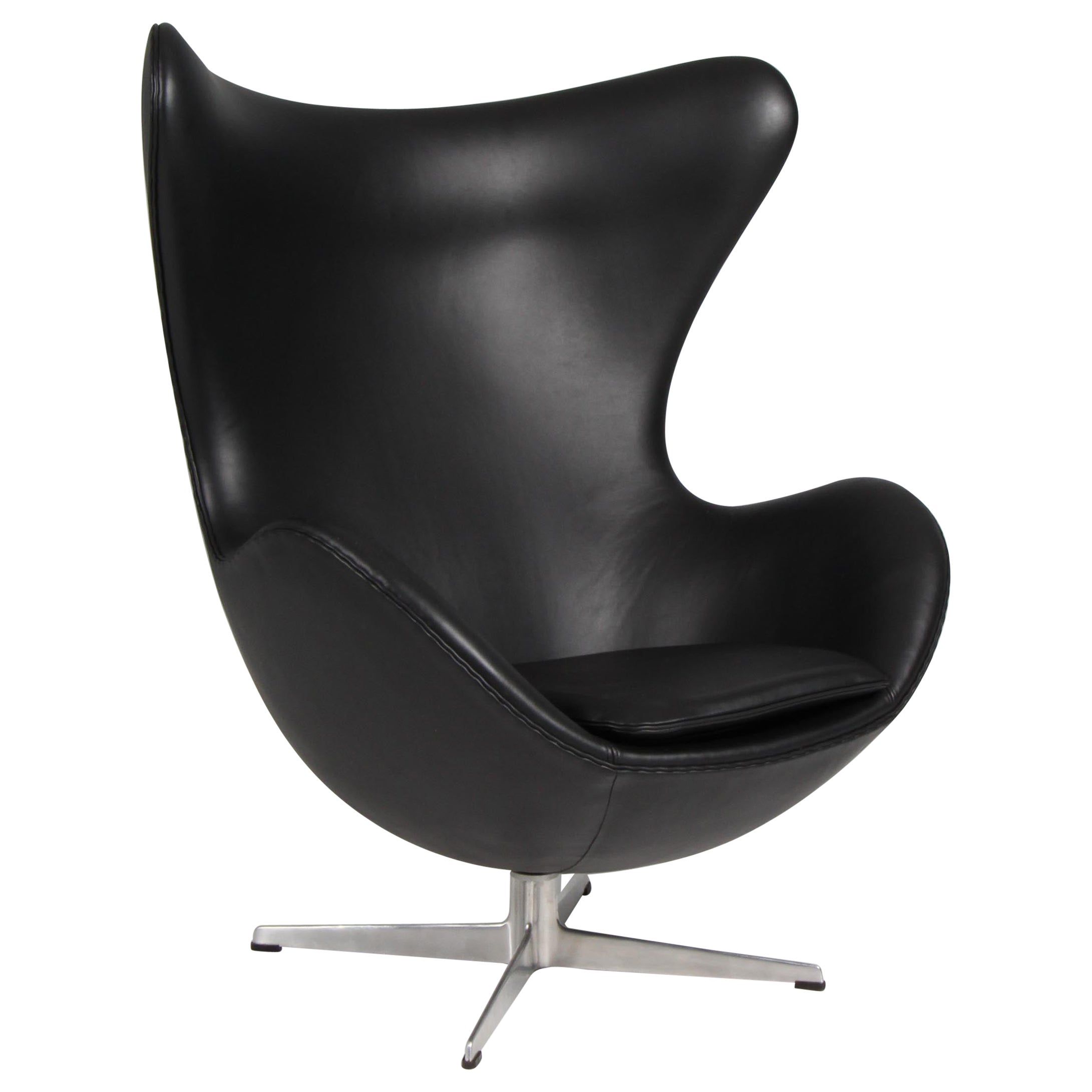Chaise œuf d'Arne Jacobsen en vente