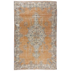 6.8x10.5 Ft Hand Knots Rugs Vintage en orange, bleu marine et crème