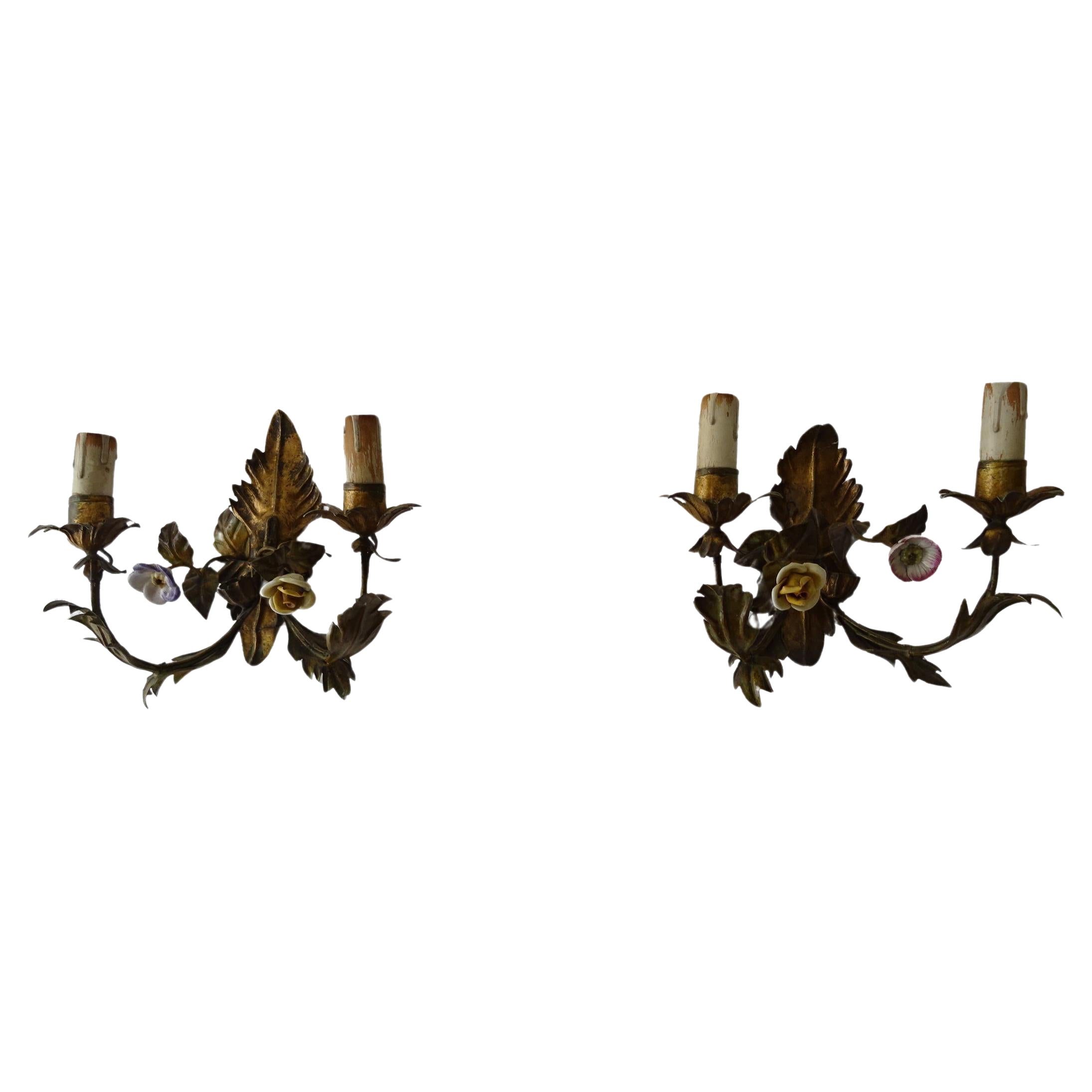 19th Century Italian Tole and Porcelain Flowers Polychrome Sconces For Sale