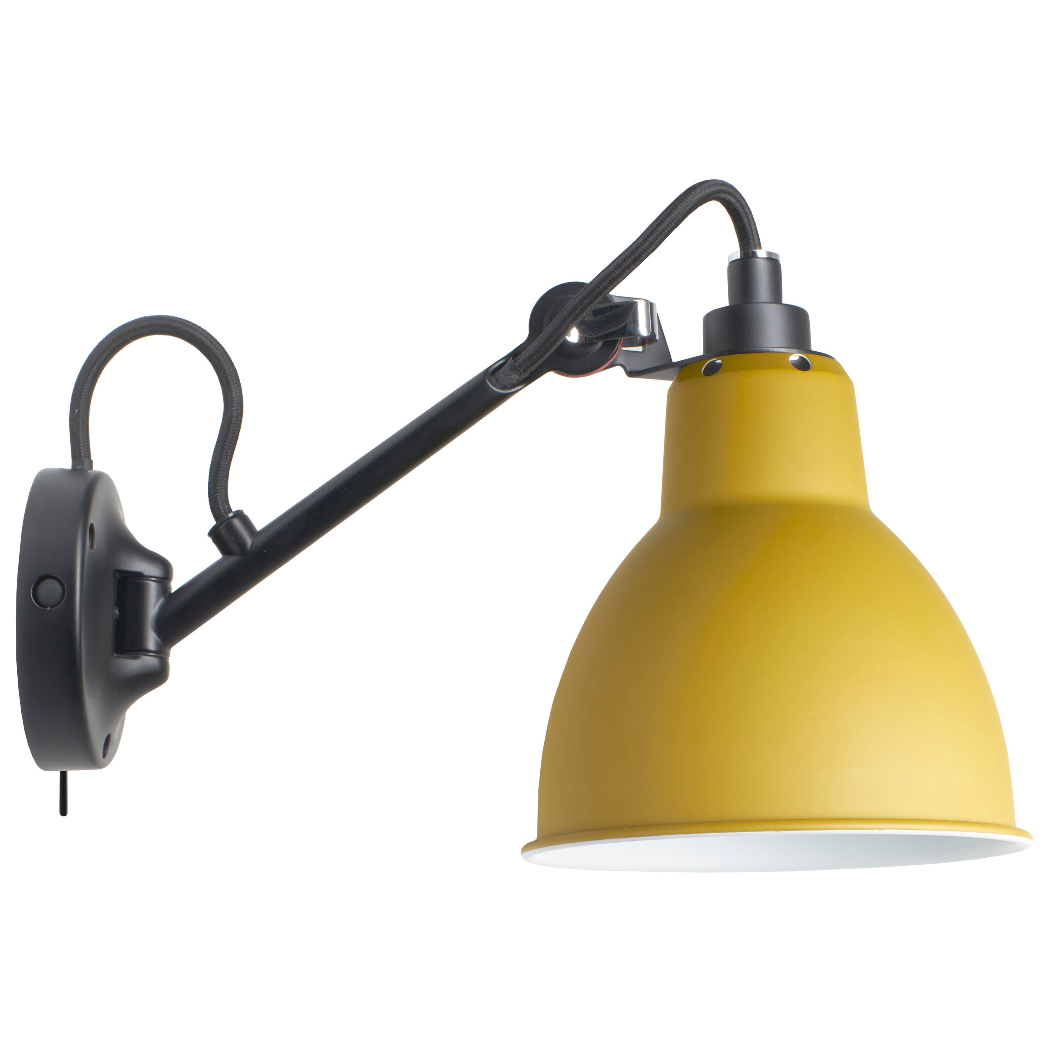 DCW Editions La Lampe Gras N°104 SW Wandleuchte mit schwarzem Arm und gelbem Lampenschirm