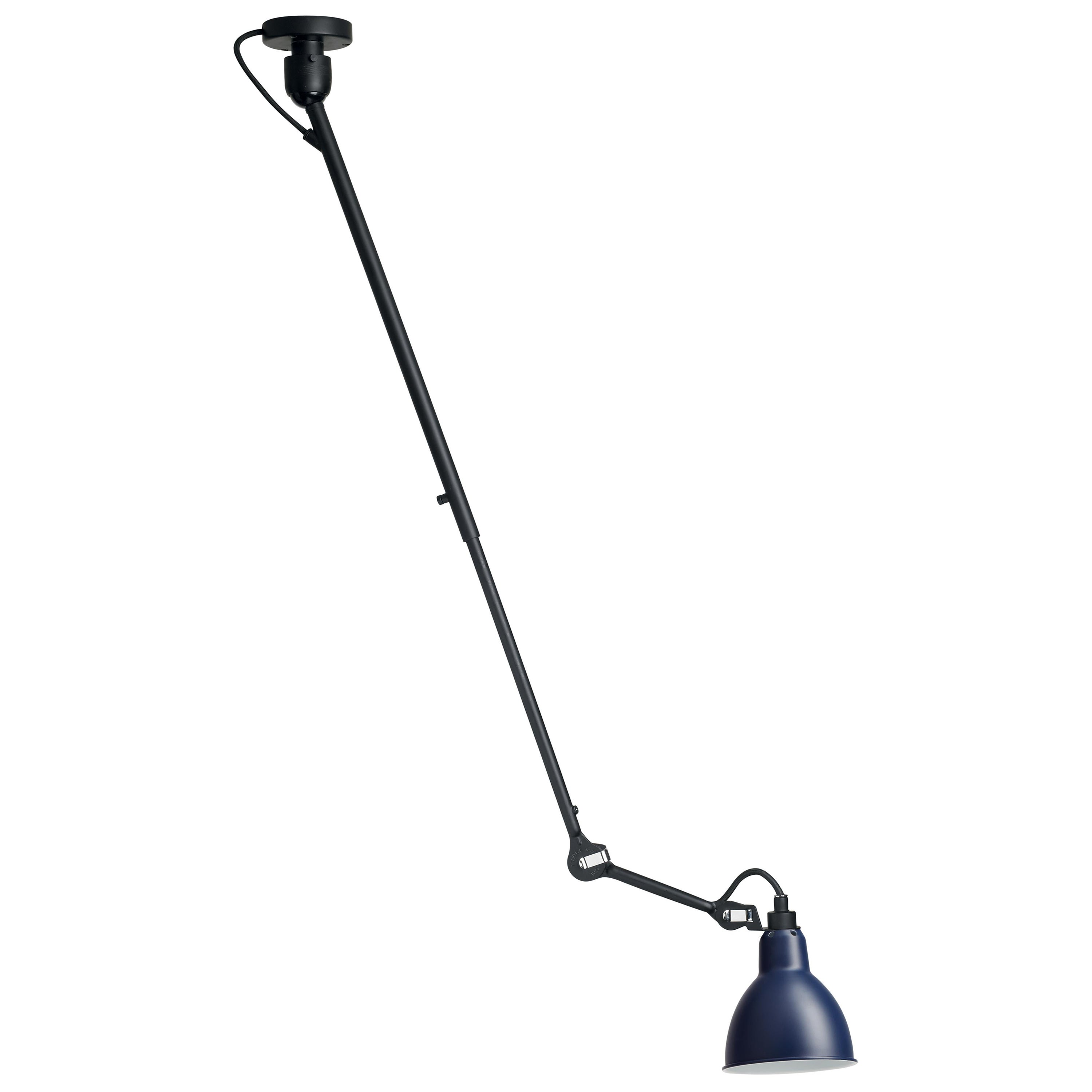 DCW Editions La Lampe Gras N°302 Pendelleuchte mit schwarzem Arm und blauem Schirm im Angebot