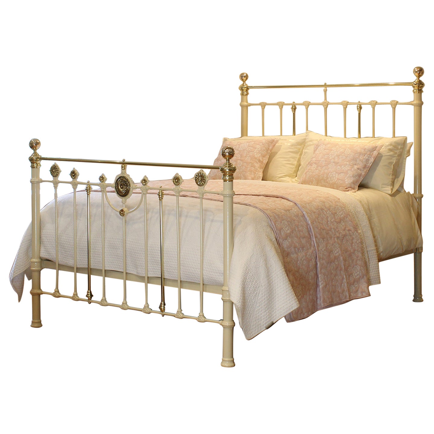 Cream Victorian Antique Bed MK290