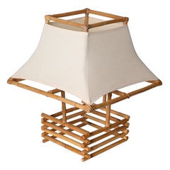 Lampe de bureau Louis Sognot en rotin, osier et tissu blanc, France, années 1960