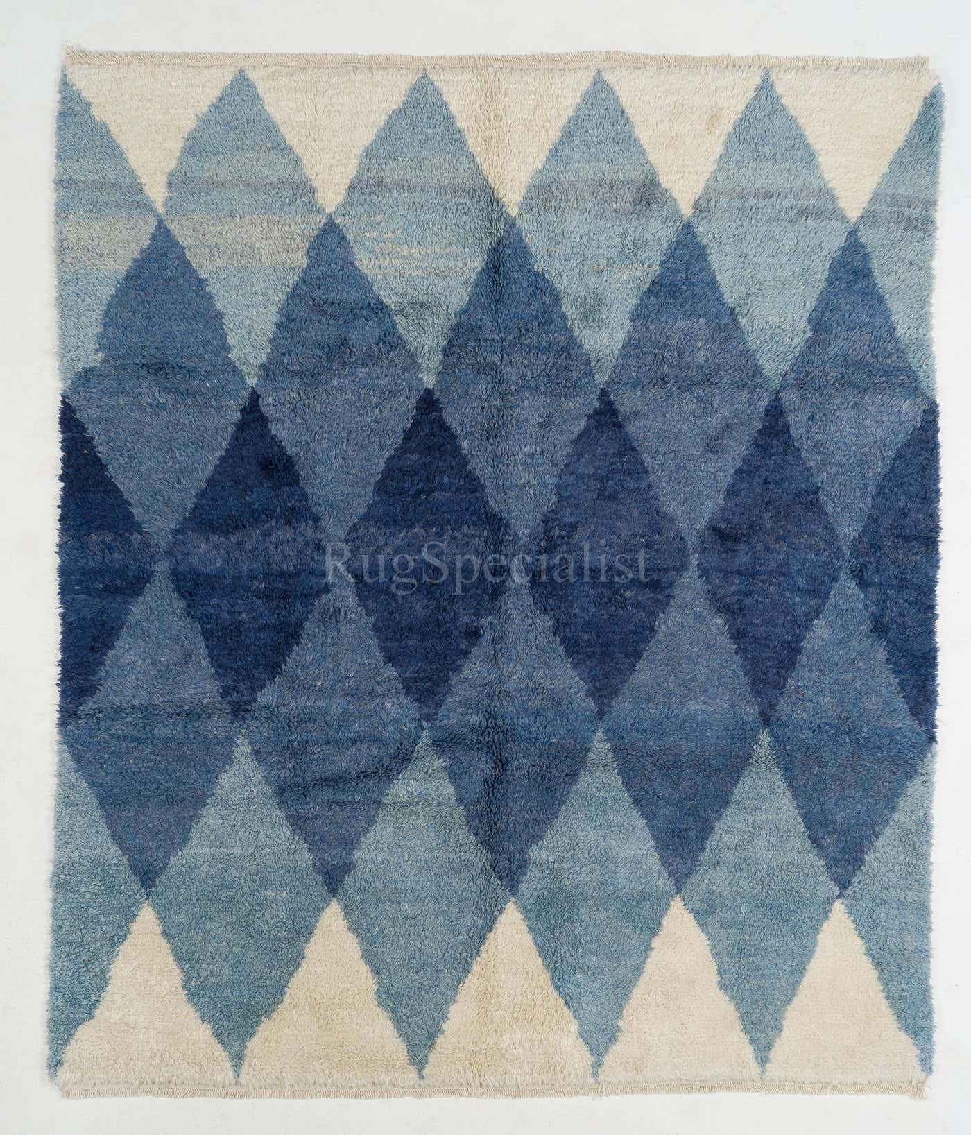 8x9 ft New Contemporary Handmade Rug with Interlocking Blue Diamonds ...