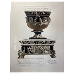 Vase contemporain italien coloré à la main, imprimé à la Villa Lante G.B Piranesi 1 de 2