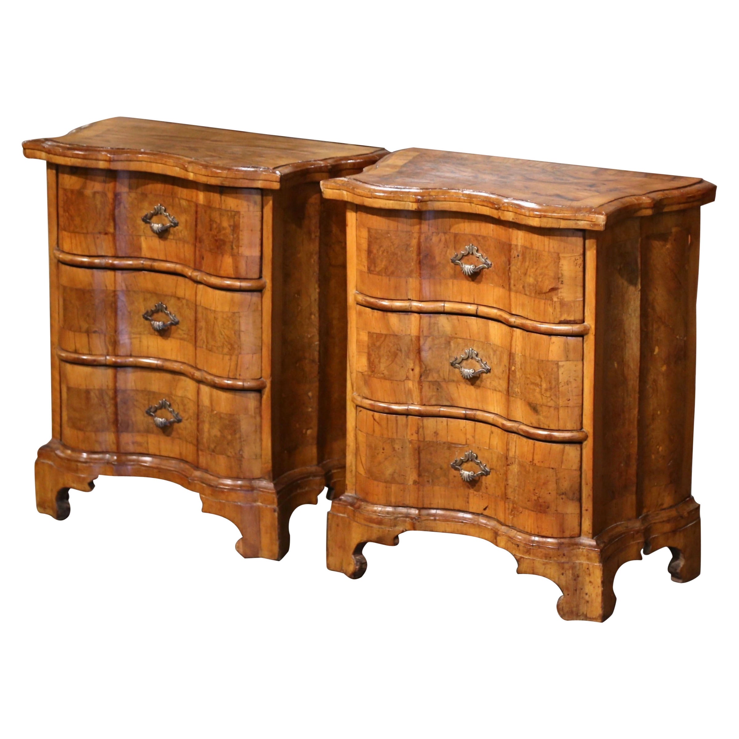 Pair of 19th Century Italian Baroque Walnut Marquetry Bedside Tables Nightstands