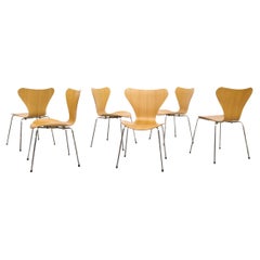 Retro Arne Jacobsen "Series 7" Stackable Beech Wood Chairs for Fritz Hansen 